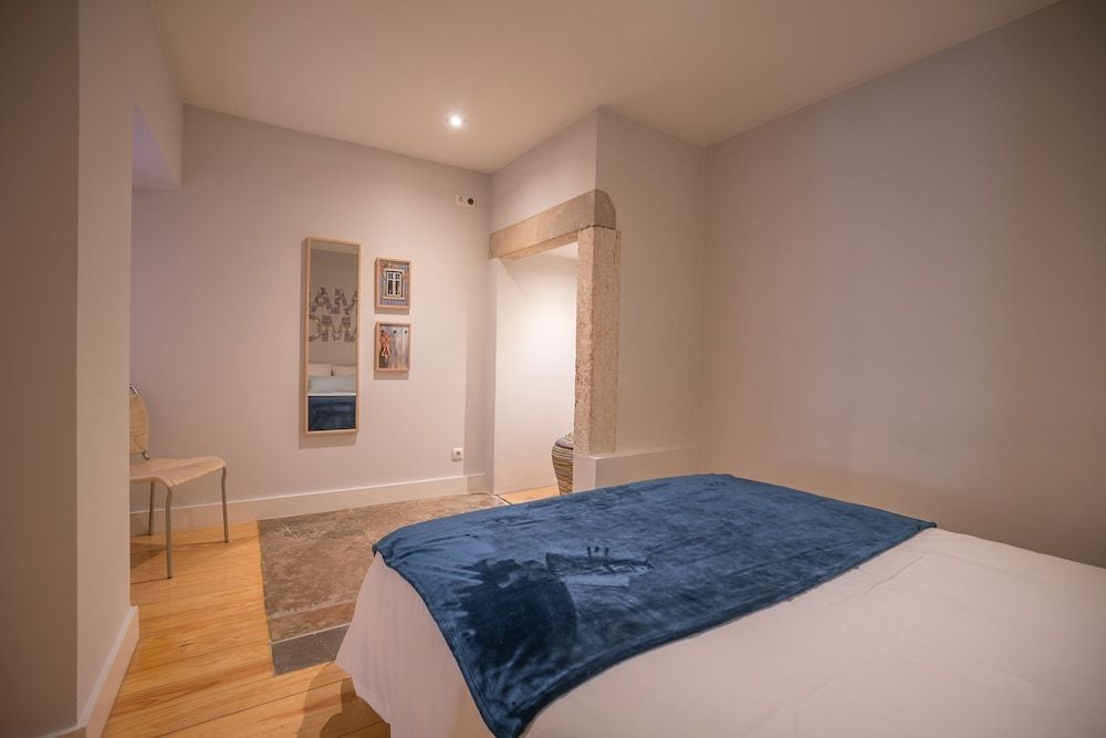 undefined Elegant & Cozy Apartment 4