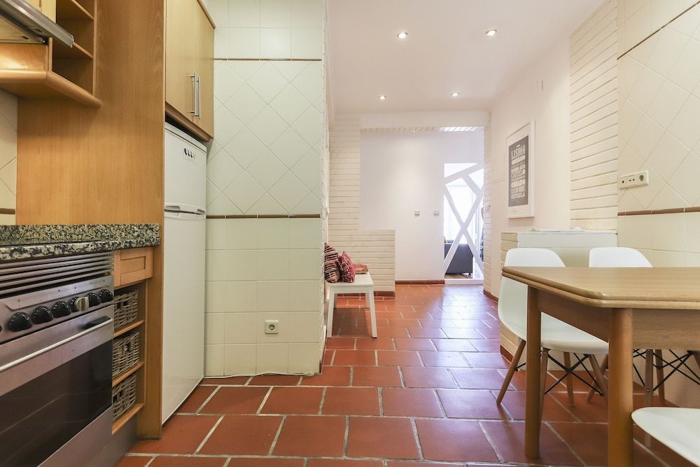 undefined Typical Mouraria by Homing 10