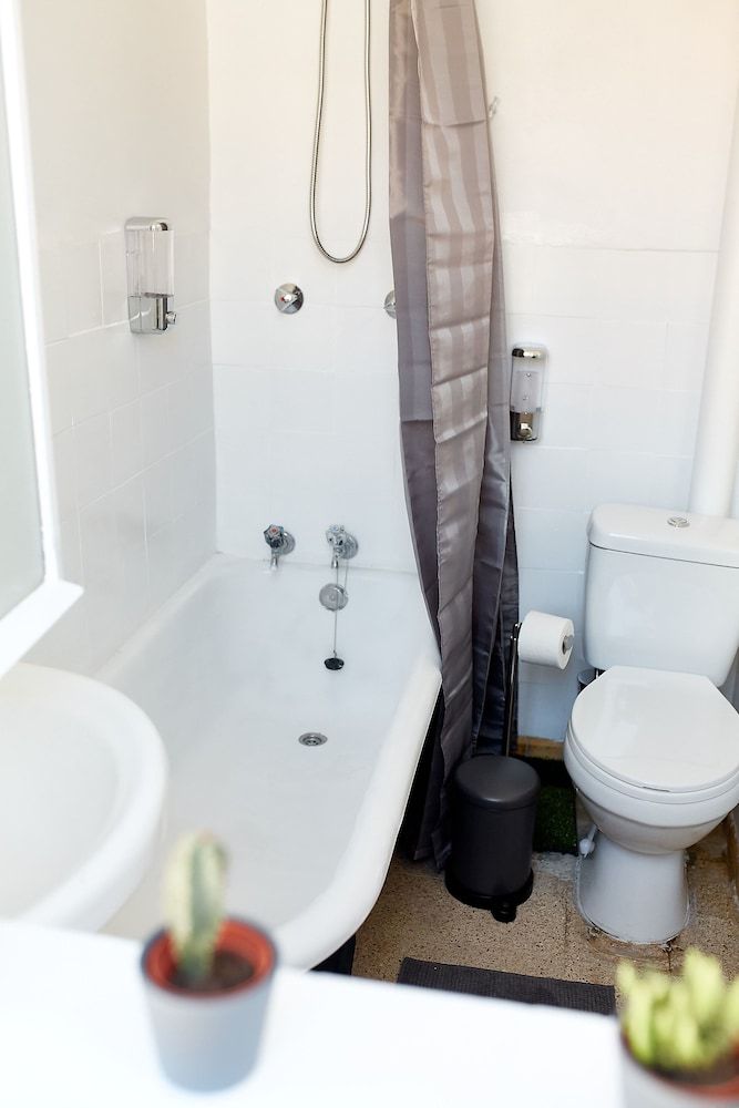 undefined St. Ander's Guest House 9