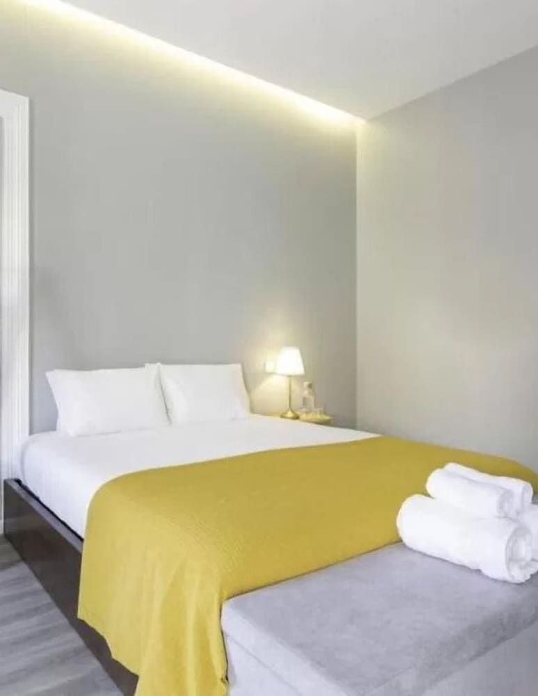 undefined The Hygge Lisbon Suites - Picoas