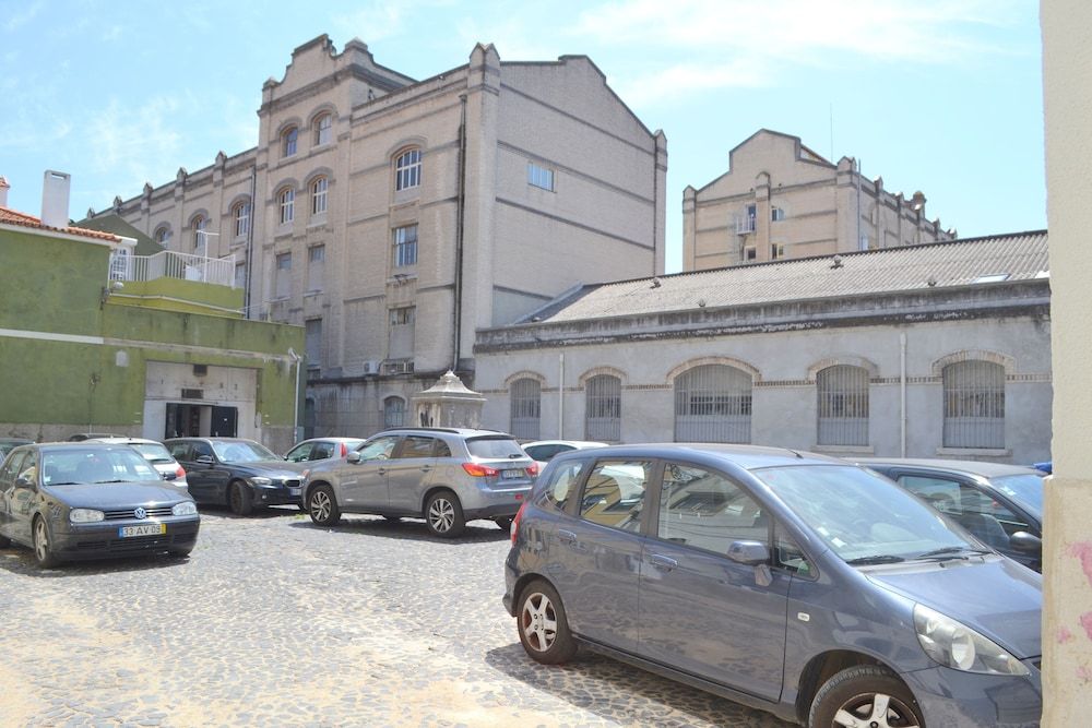 undefined RH Factory 15 2