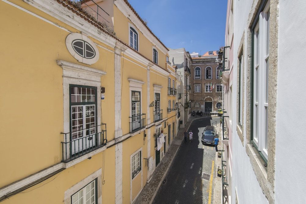 undefined Cozy Flat in the Heart of Alfama 3