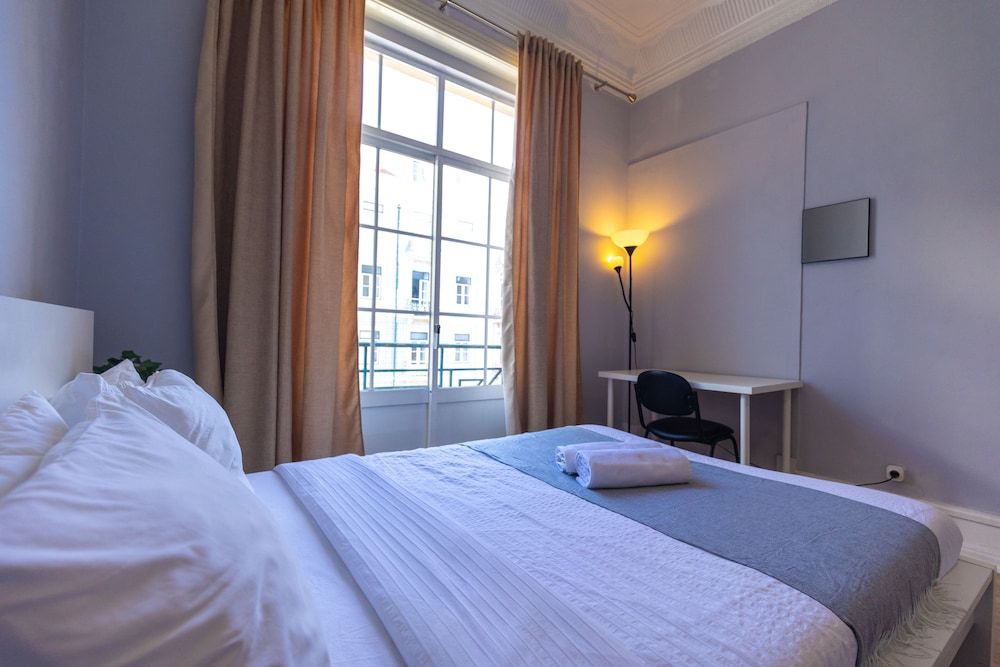 The Delight Hostel Lisbon Double Bed with Balcony and Shared Bathroom 3