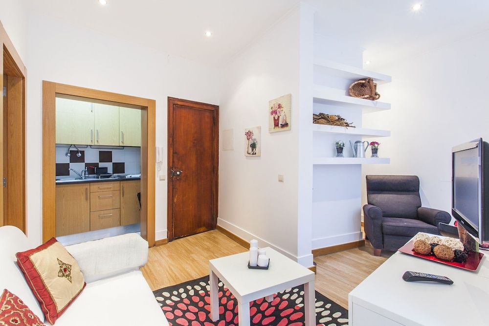 undefined LxWay Apartments Largo de Santa Bárbara 8