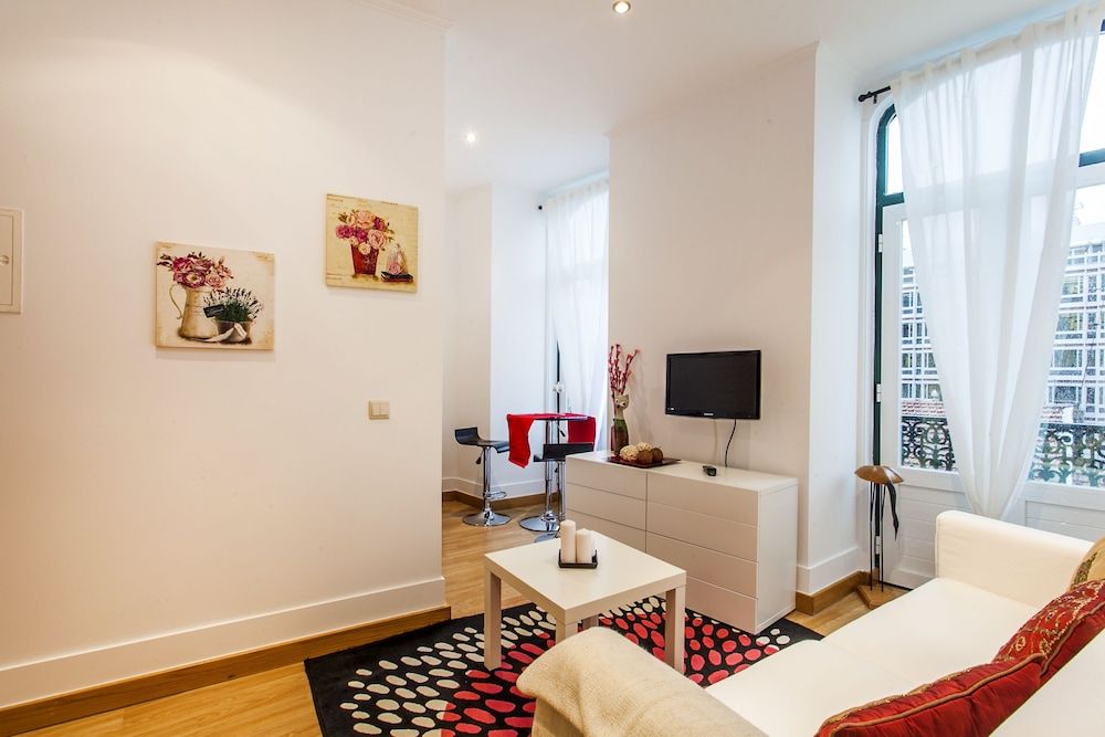 undefined LxWay Apartments Largo de Santa Bárbara 9