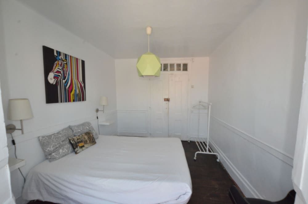 The Original Lisbon Guesthouse Double Room, Shared Bathroom, City View (Terrace) 3