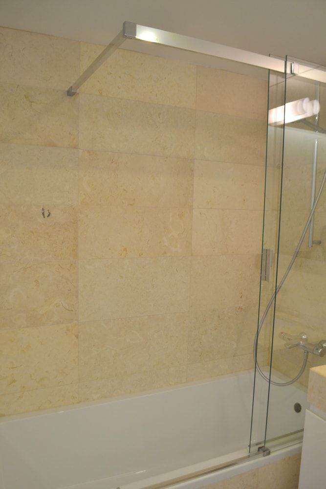 RH Bombarda 5 Comfort Apartment, 3 Bedrooms, City View 26