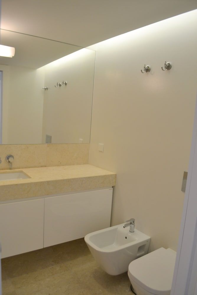 RH Bombarda 5 Comfort Apartment, 3 Bedrooms, City View 24