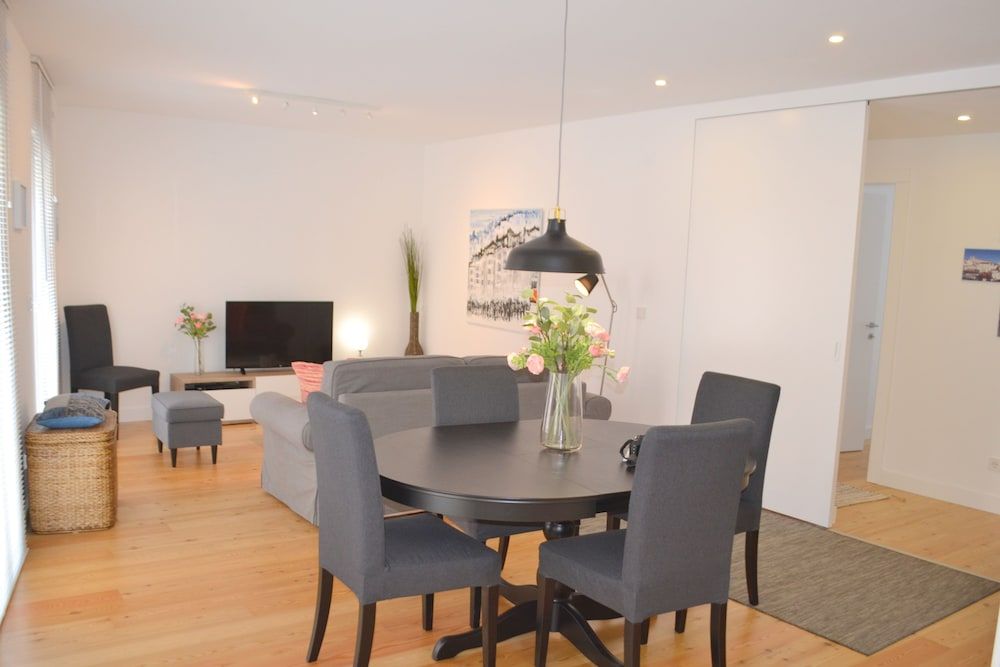 RH Bombarda 5 Comfort Apartment, 3 Bedrooms, City View 2