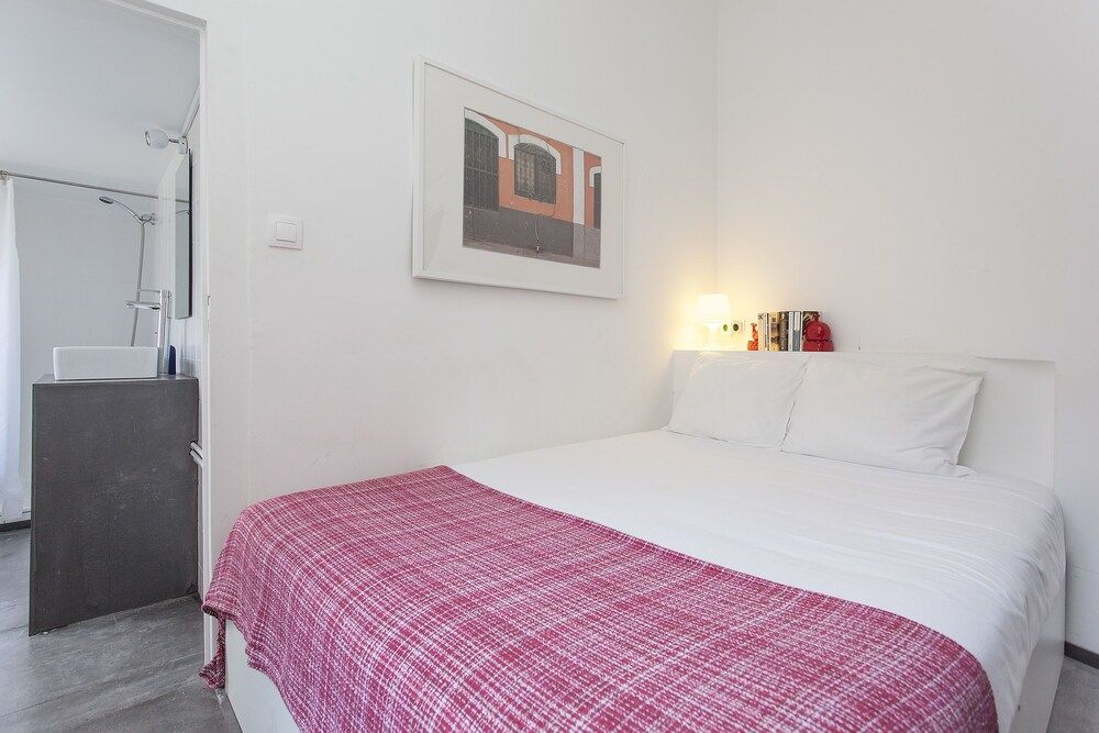 5 Sins Chiado Hostel Double Room, Private Bathroom 2