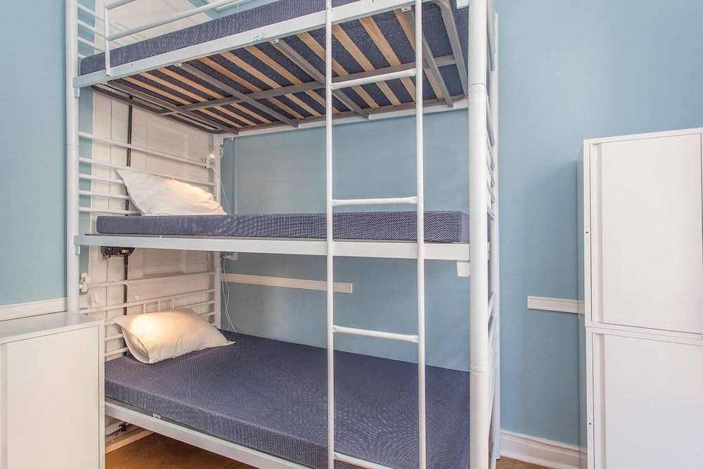 5 Sins Chiado Hostel Shared Dormitory, Mixed Dorm, Shared Bathroom (1 bed in 7 Bed Dorm) 3