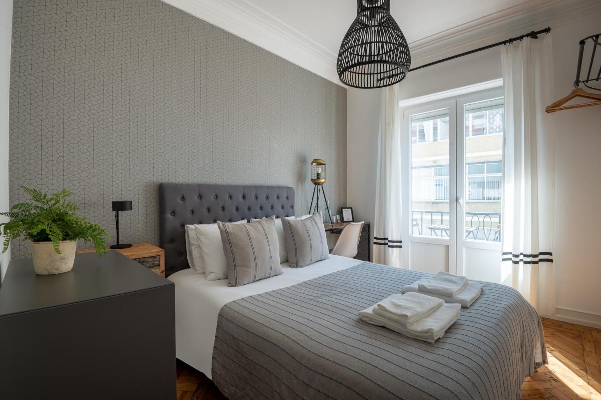 undefined DuMont Lisbon Guesthouse 5