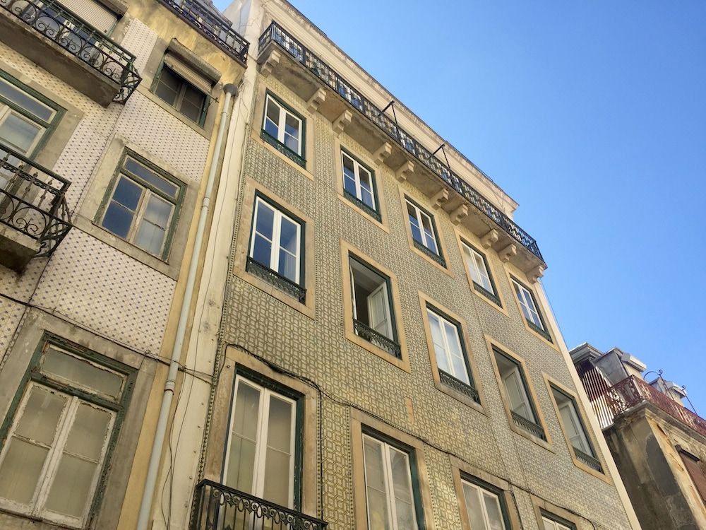 undefined The Color Hostel 2