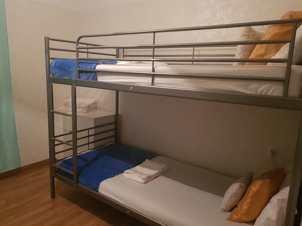 undefined Bright Spacious Lisbon 6