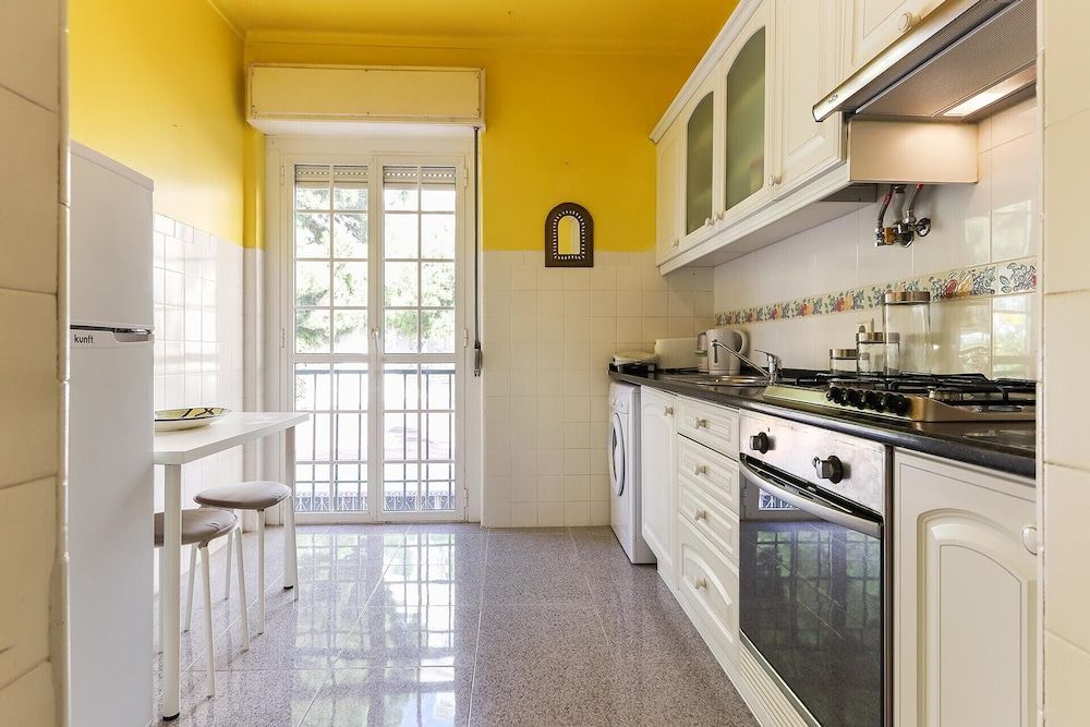 undefined Principe Real Balcony by Homing 5