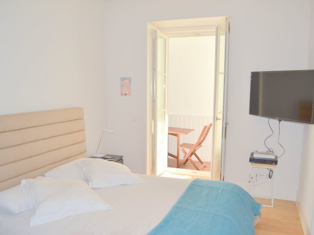 undefined RH Maestro 74 8