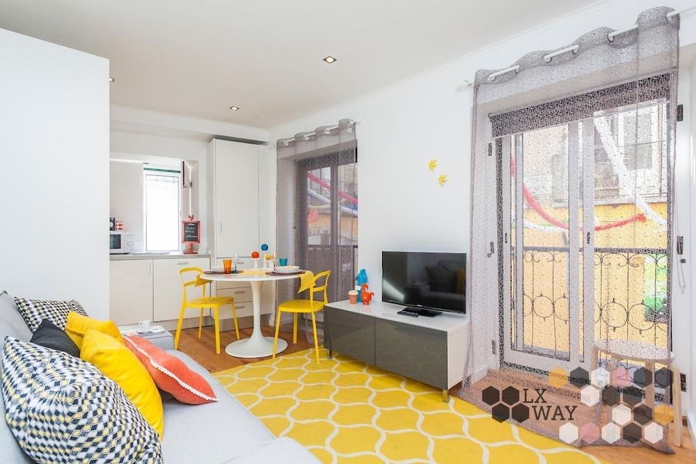 LxWay Bairro Alto - Travessa da Cara Apartment, 2 Bedrooms 2