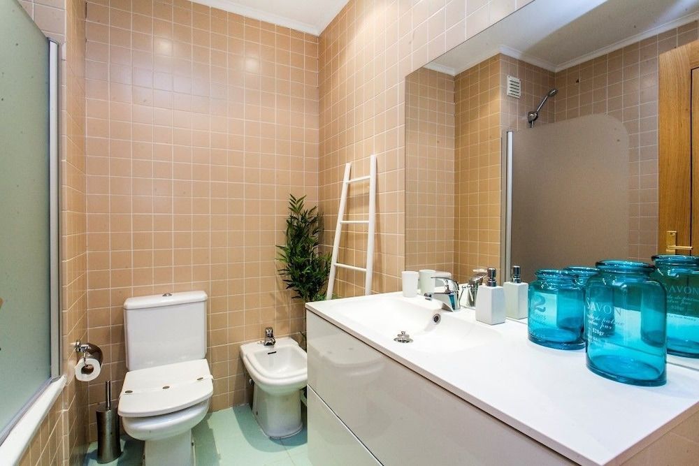 undefined LxWay Apartments Yellow Tram 8