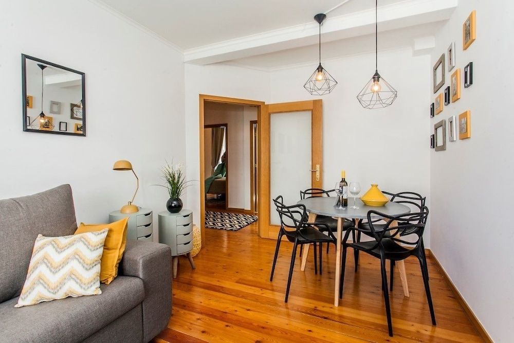 undefined LxWay Apartments Yellow Tram 7