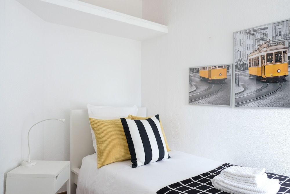 undefined 06 Olive Grove Apartment 8