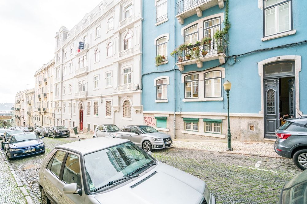 undefined Estrela Neoclassical Apt River View 4