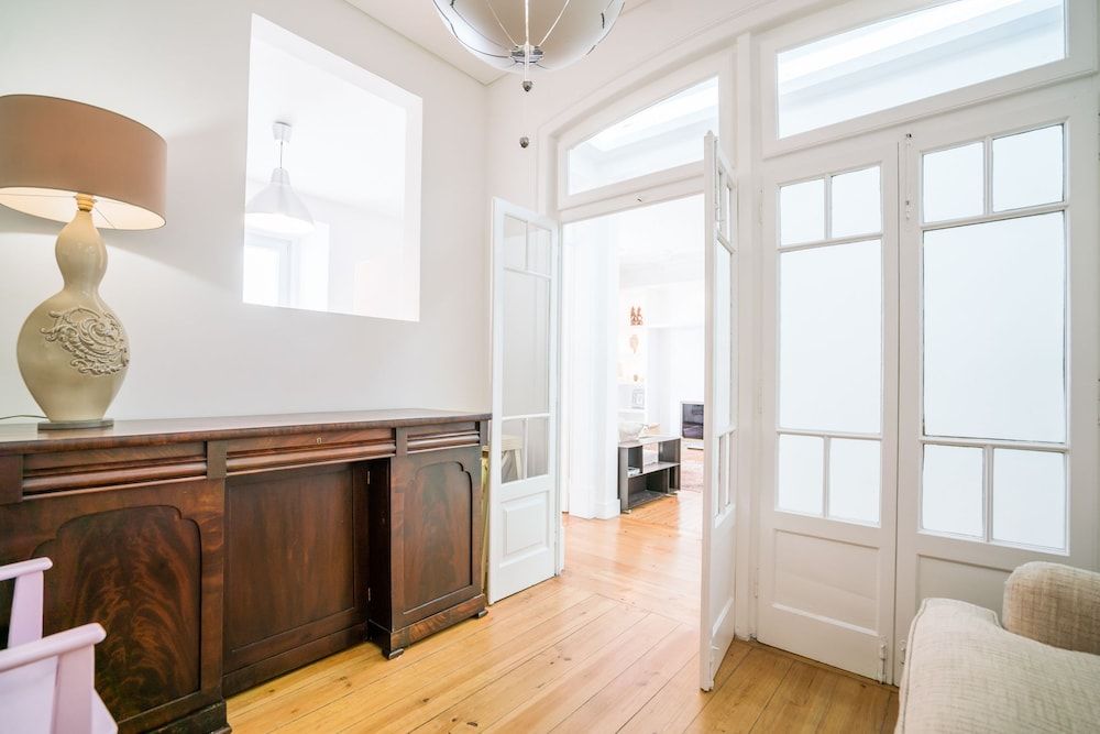 Estrela Neoclassical Apt River View Apartment, 4 Bedrooms, Balcony, River View 28