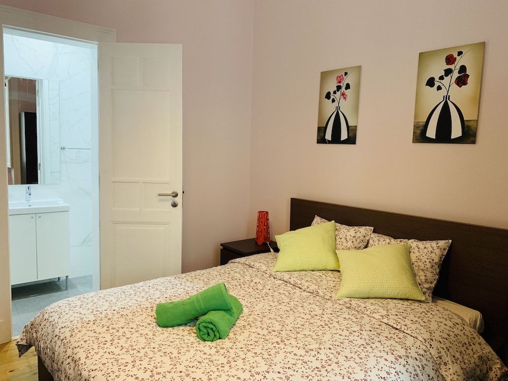 Memory of Lisbon Luxury Suite, 1 Queen Bed, Private Bathroom, City View 2
