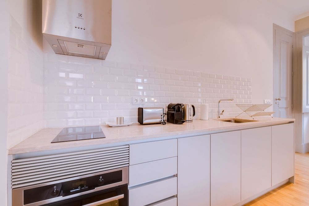 undefined Poiais by Lisbon Inside Out