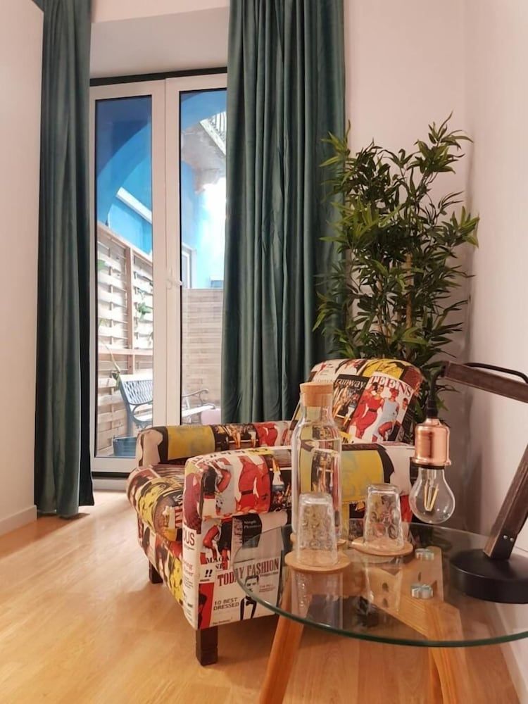 Old Town Lx Suites Double Room, Patio 5