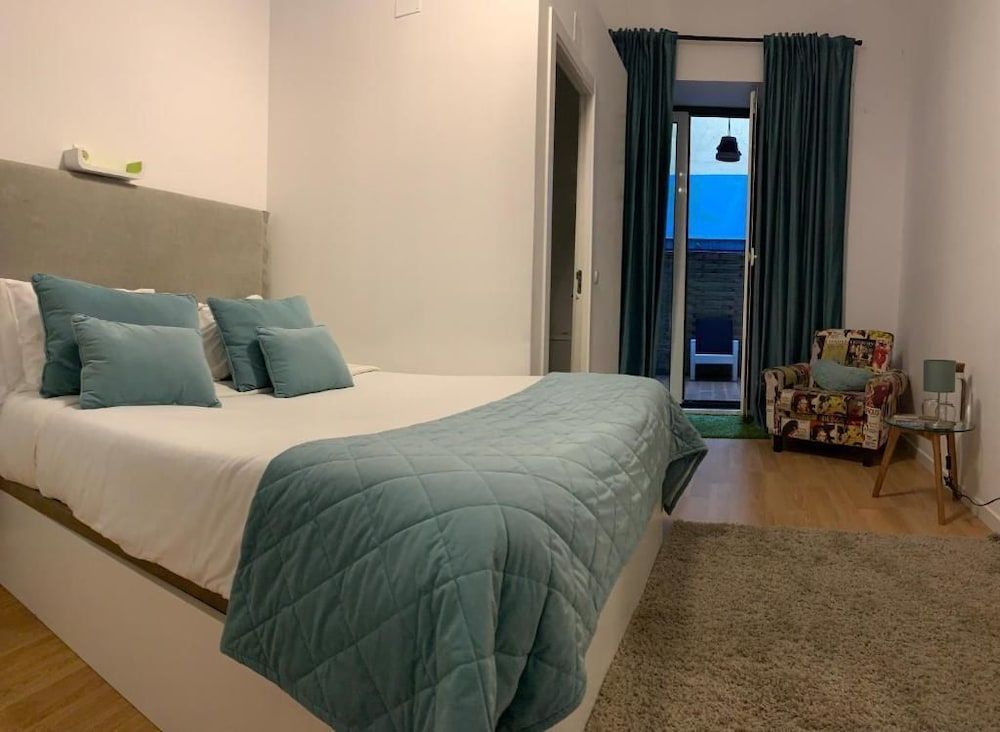 Old Town Lx Suites Double Room, Patio 2