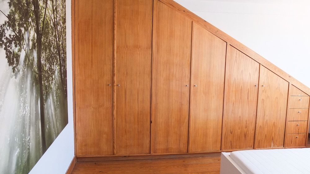 undefined Quiet and Sunny central Lisbon apartment 5