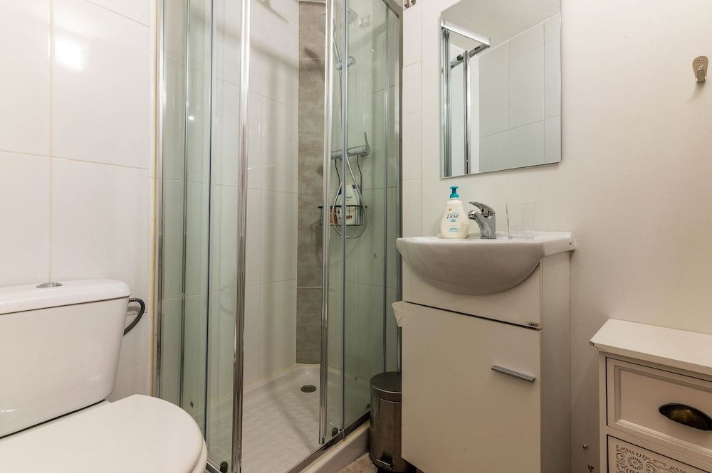 Bairro Alto Palace Apartment for Large Groups City Apartment, Multiple Beds 34