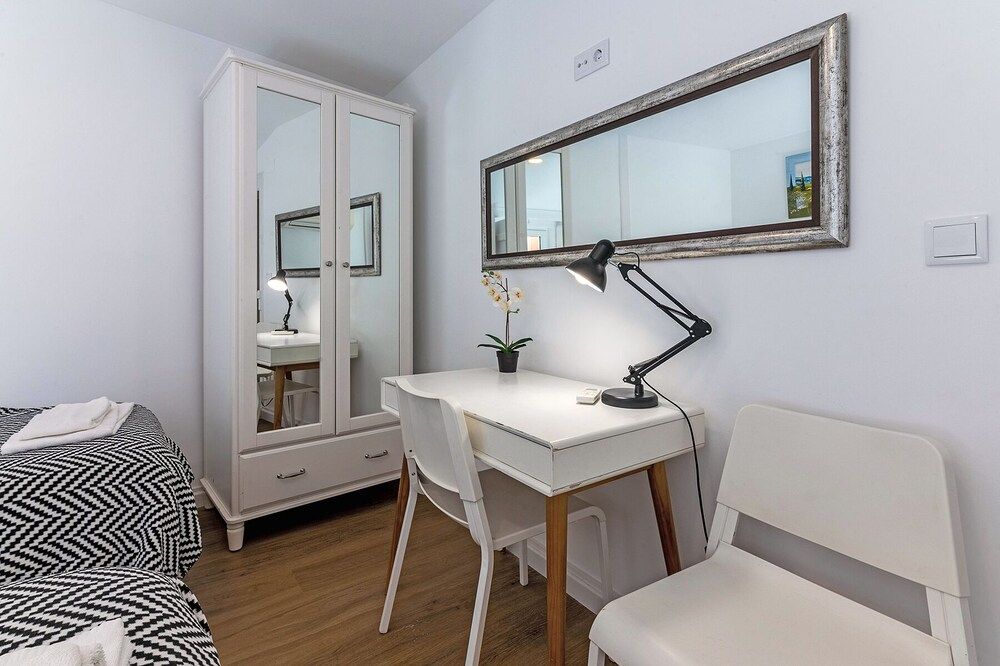 Bairro Alto Palace Apartment for Large Groups City Apartment, Multiple Beds 43