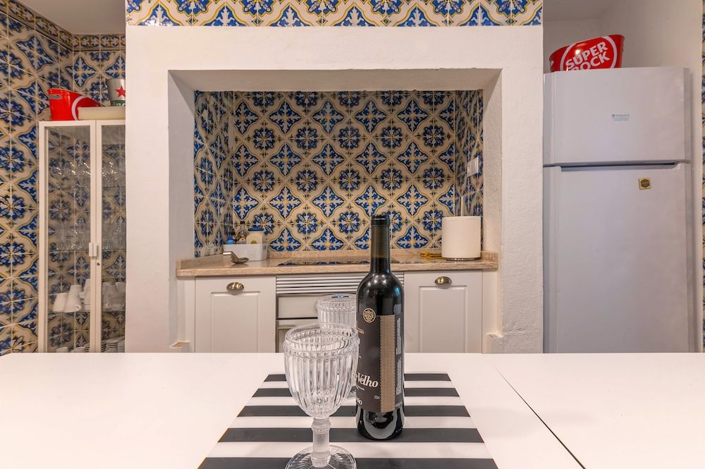 undefined Bairro Alto Palace  Apartment for Large Groups 6