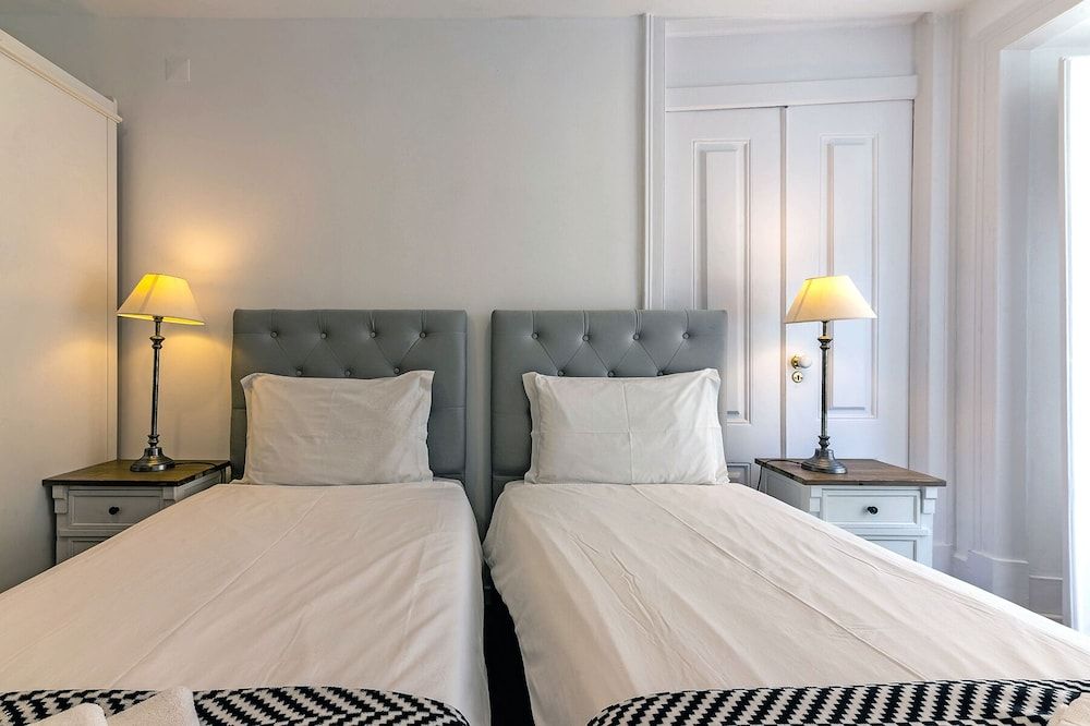 undefined Bairro Alto Palace  Apartment for Large Groups 9