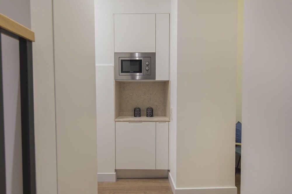 High Ceiling Duplex Apt Cais do Sodre Apartment, 1 Queen Bed, Non Smoking 18