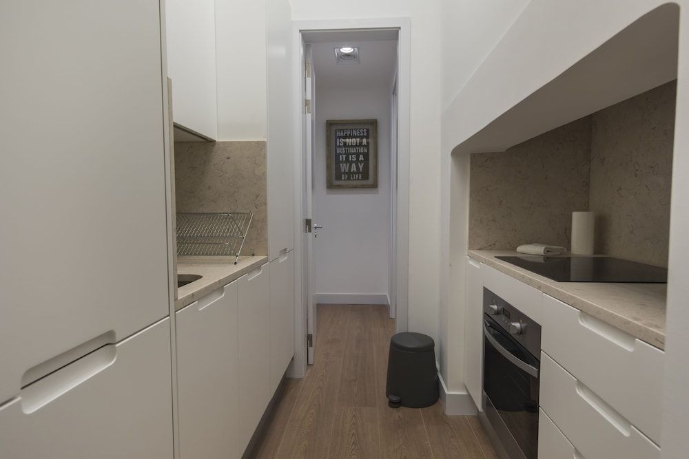High Ceiling Duplex Apt Cais do Sodre Apartment, 1 Queen Bed, Non Smoking 21