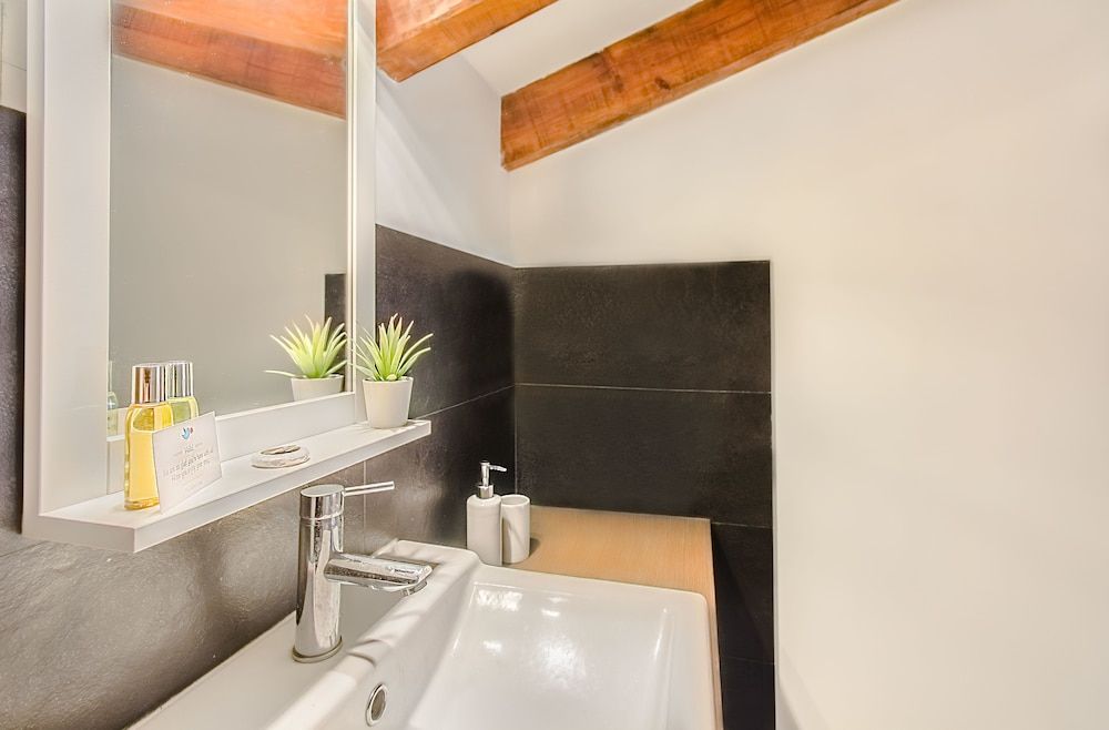 Graça Cozy Duplex Apartment, 1 Bedroom 16