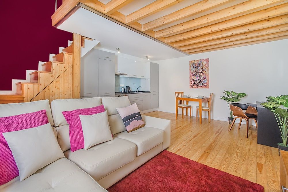 Graça Cozy Duplex Apartment, 1 Bedroom 9