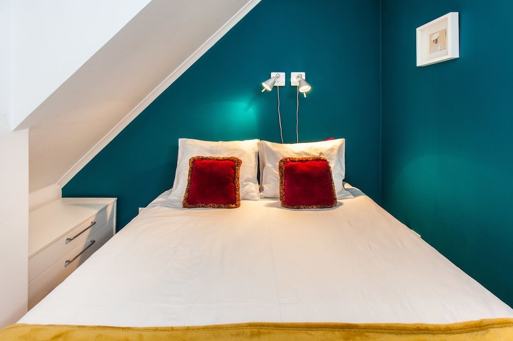 undefined Spirit of Two by Lisbon Unique Apart 6