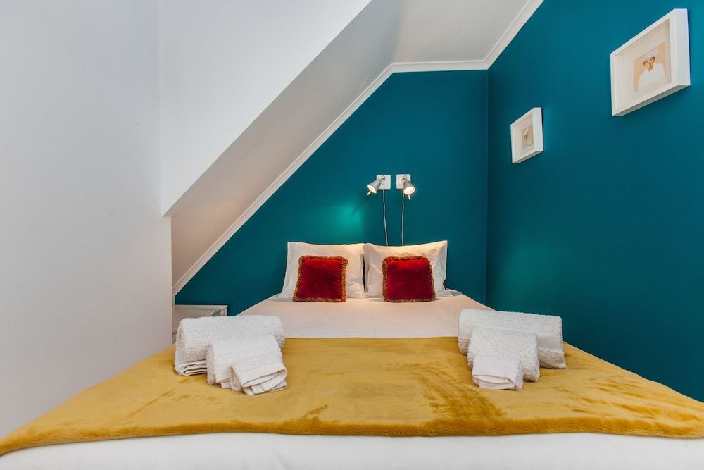 undefined Spirit of Two by Lisbon Unique Apart 8