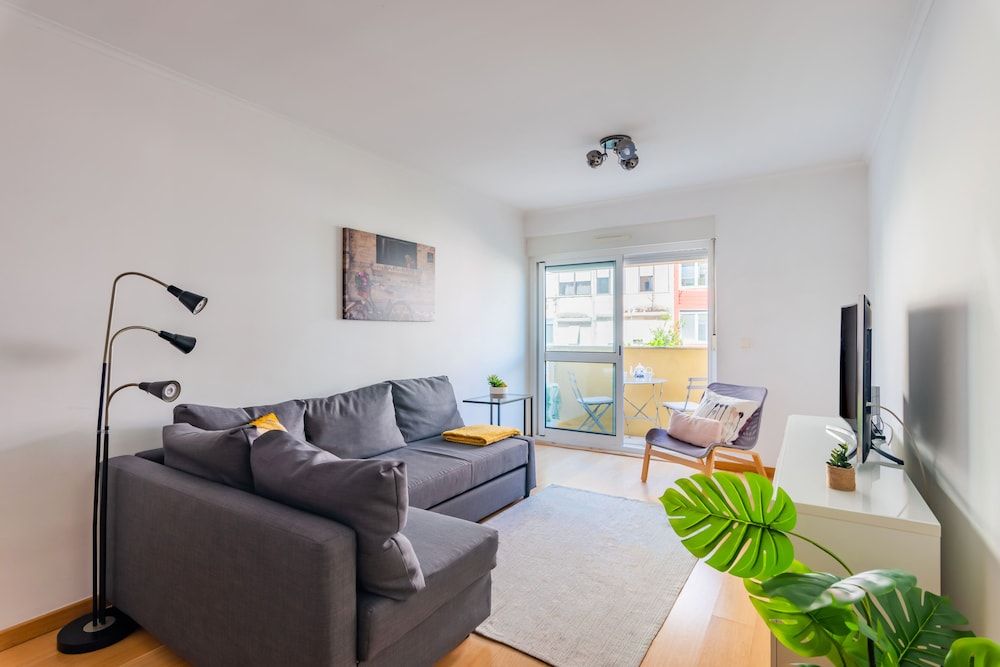 undefined Olaias Flat 2