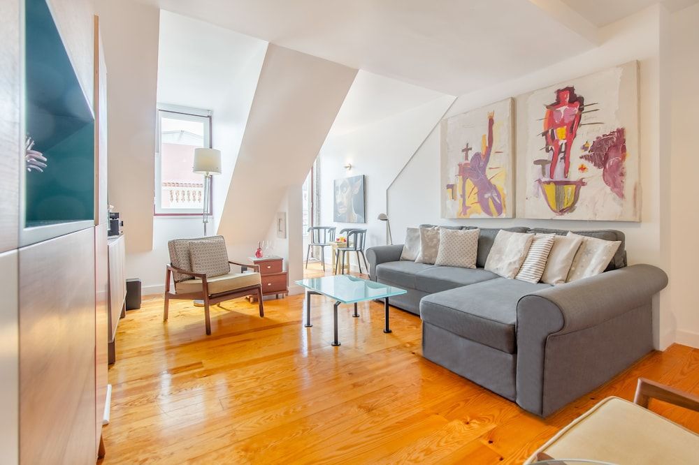 Santos Art Duplex Apartment, 2 Bedrooms 2