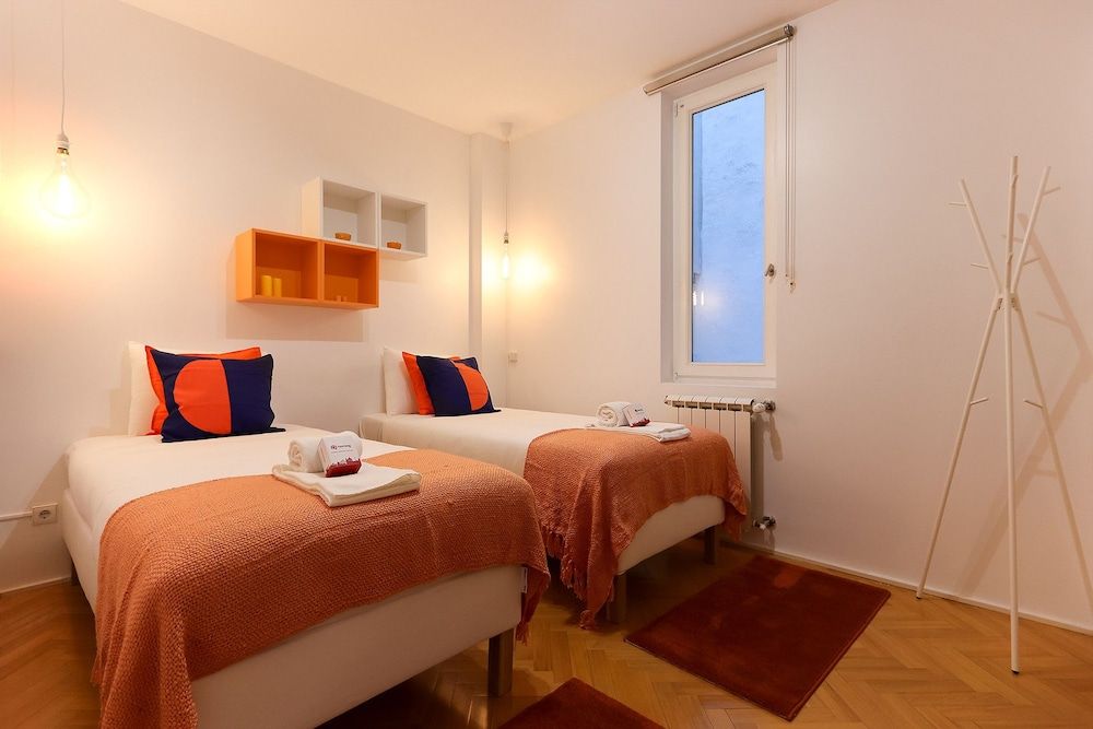 undefined Marquês de Pombal Deluxe by Homing 9