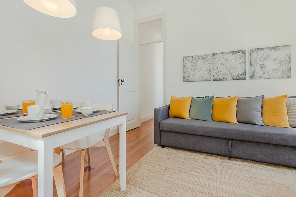 Guest Inn Bica Apartment, 2 Bedrooms (2nd floor) 23