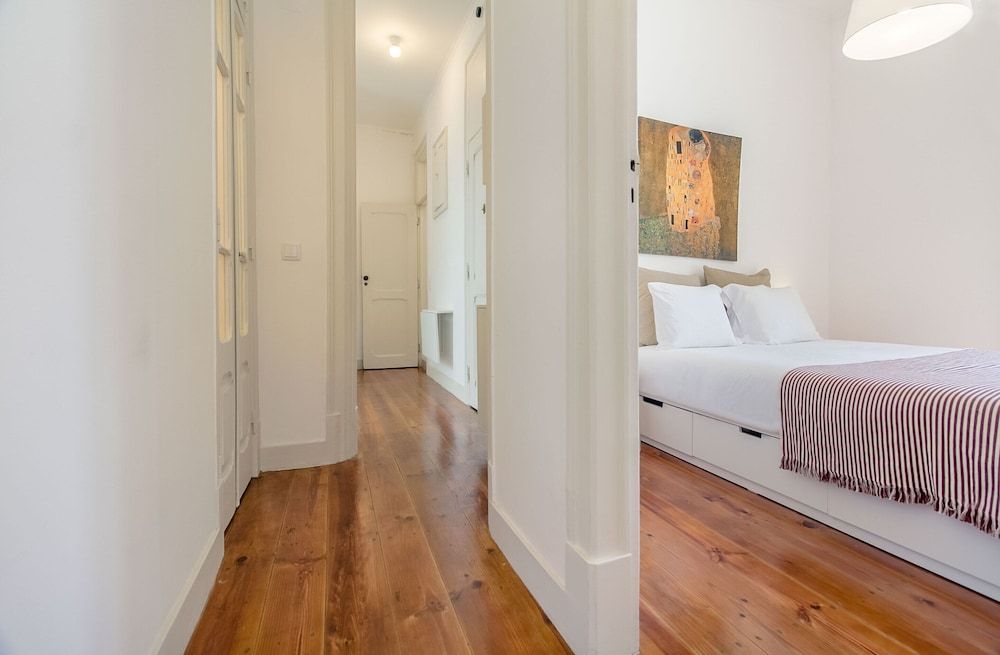 Guest Inn Bica Apartment, 2 Bedrooms (2nd floor) 17