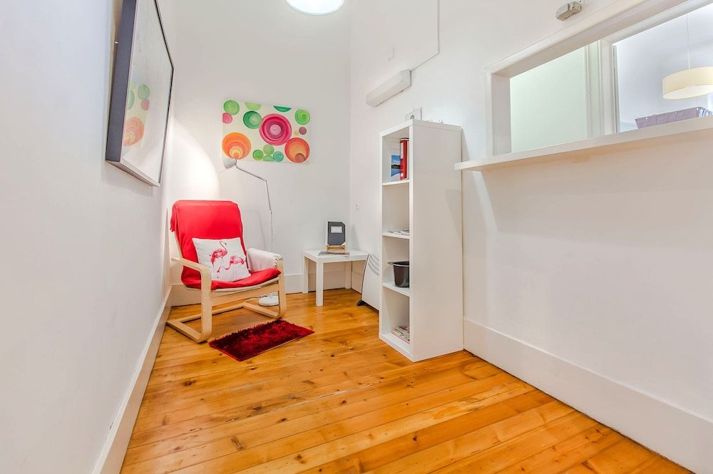 undefined Lisbon Boulevard 10