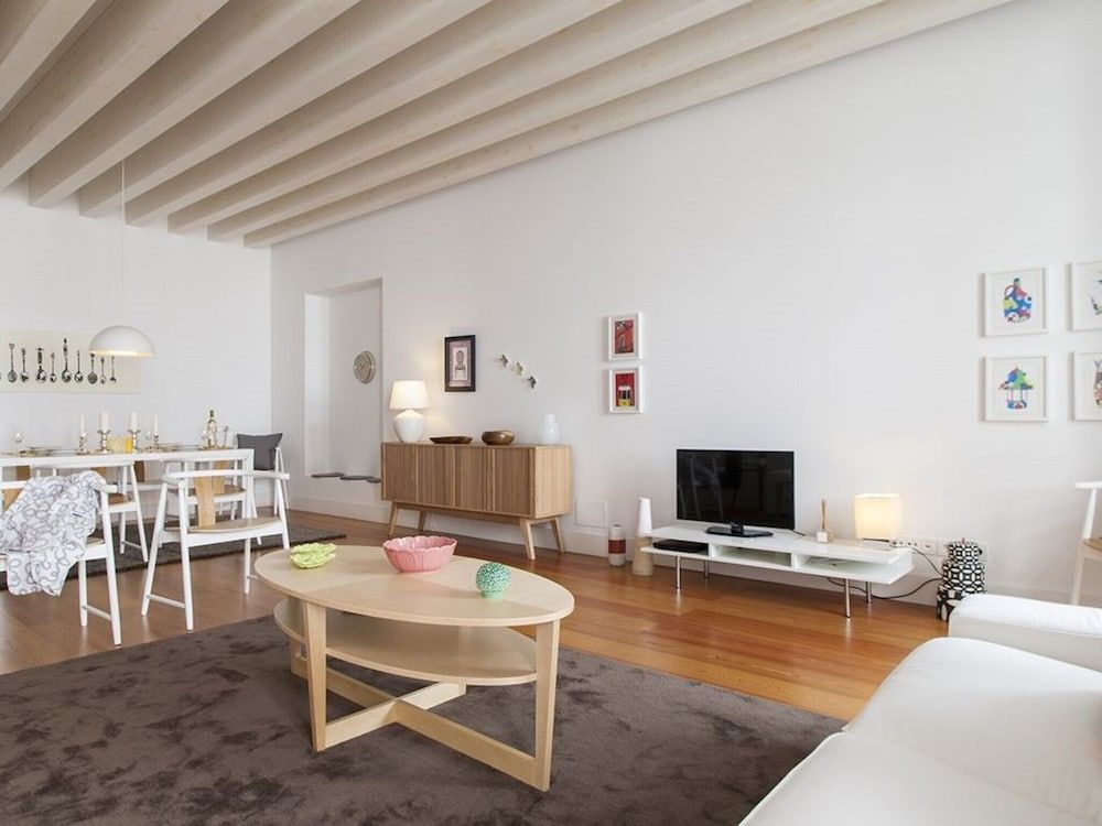 Chiado Premium by Homing Apartment, 3 Bedrooms, 2 Bathrooms 17