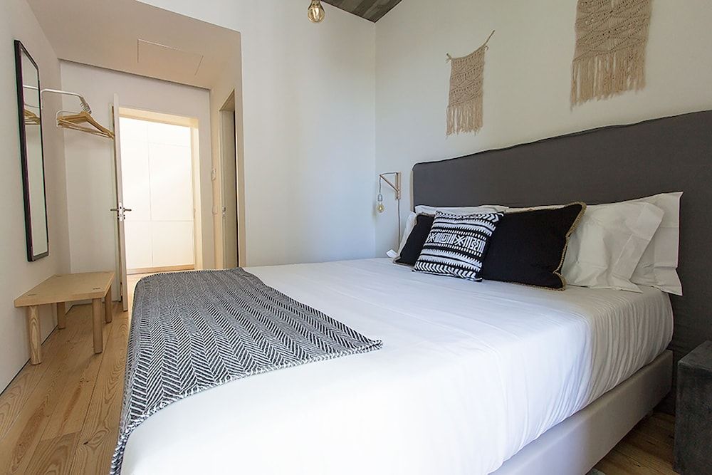 undefined Luxury T.M. Flat with a View 8