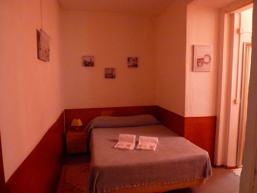 undefined Hospedaria D. Damélio 7